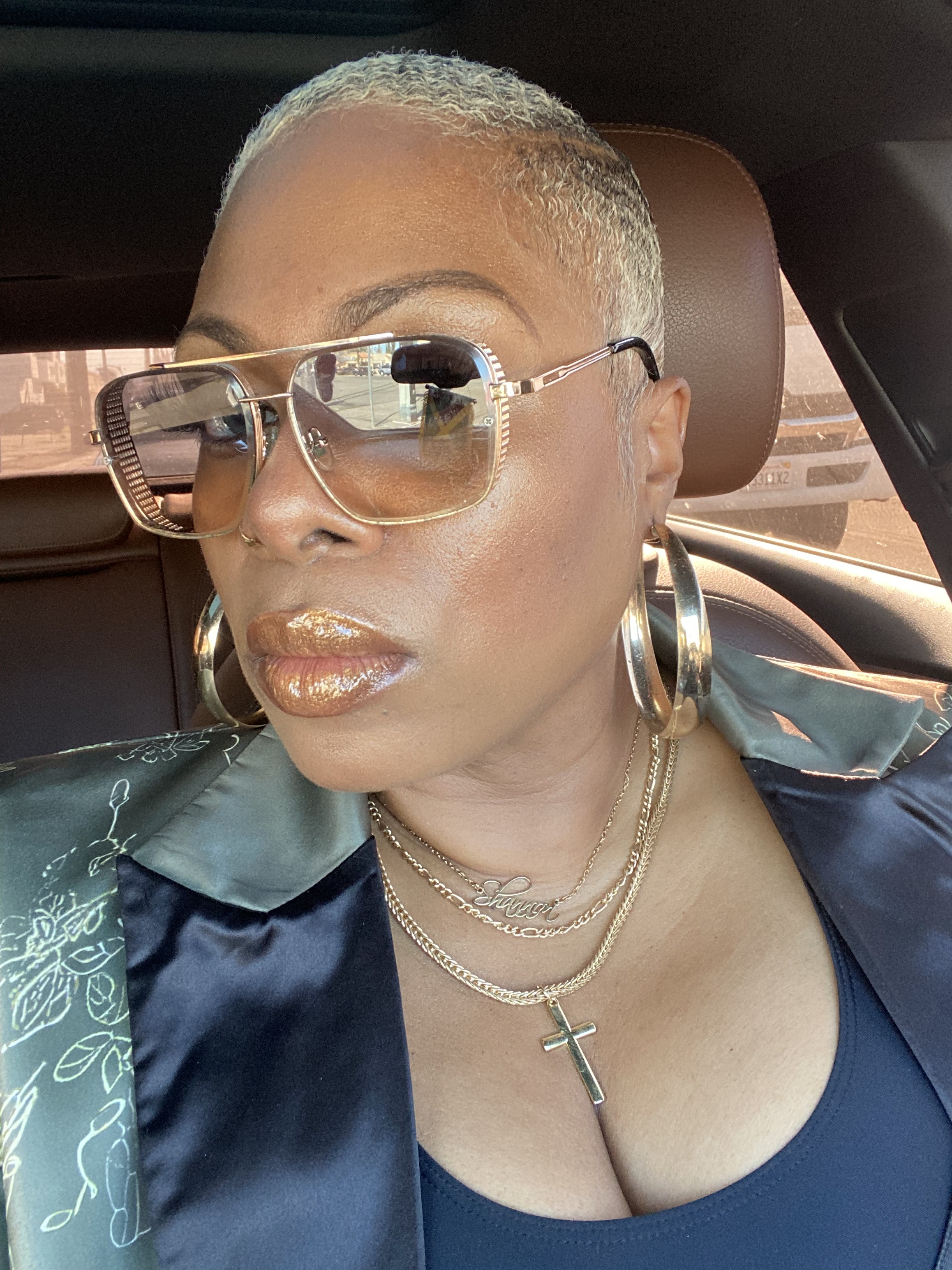 Customer wearing Gun Hill Glaze